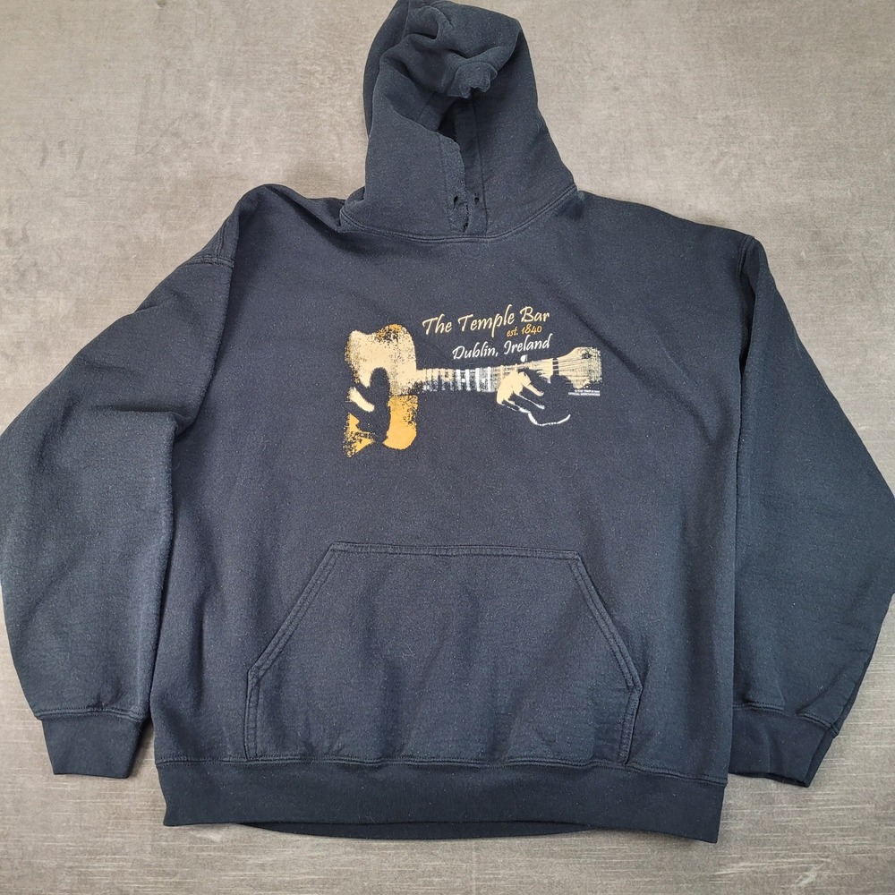 The Temple Bar Dublin Ireland Guitar Hoodie Mens XL Black Pullover Sweat Gildan